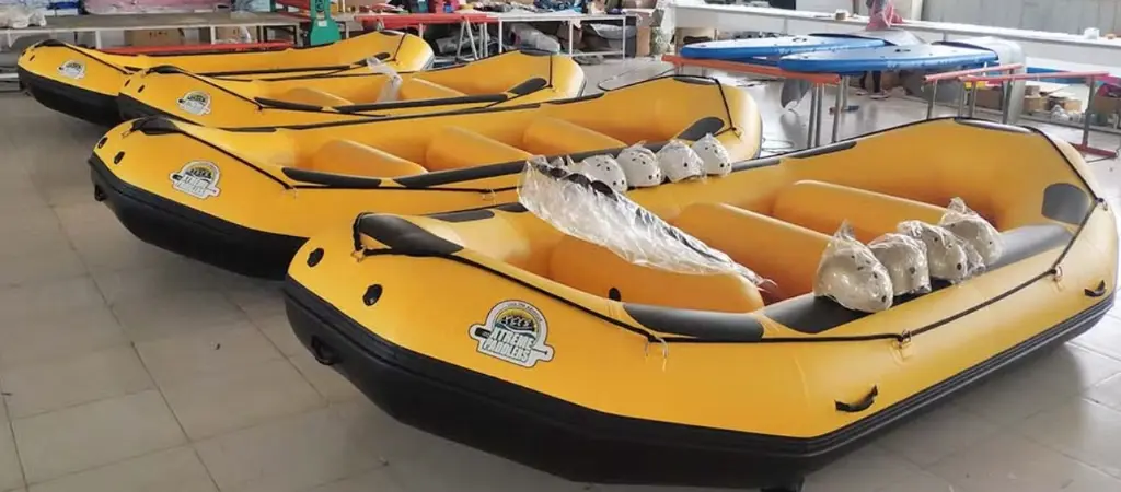 Inflatable Rubber Rowing Boat.webp